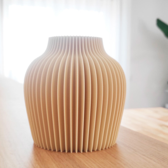 Modern Decorative Vase | Wave Design | 3 Sizes | Kashi